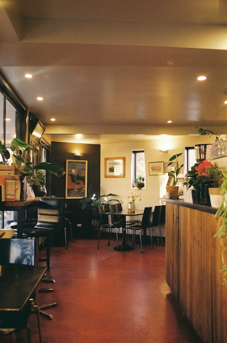 The Lansdowne Cafe